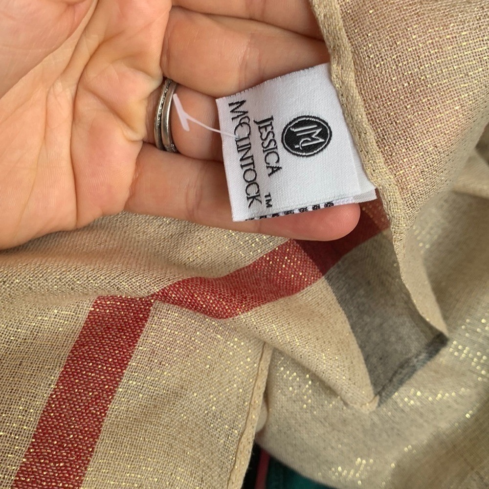 Plaid Jessica McClintock Scarf shimmer elegant. Lightweight. Tan red.